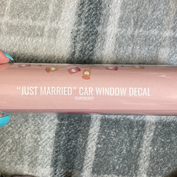 NWT Miss to Mrs Just Married Car Window Decal - Picture 4 of 4